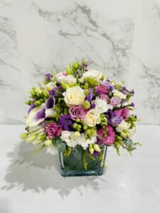 Velvet Charm   – Fresh Flower Delivery in Qatar