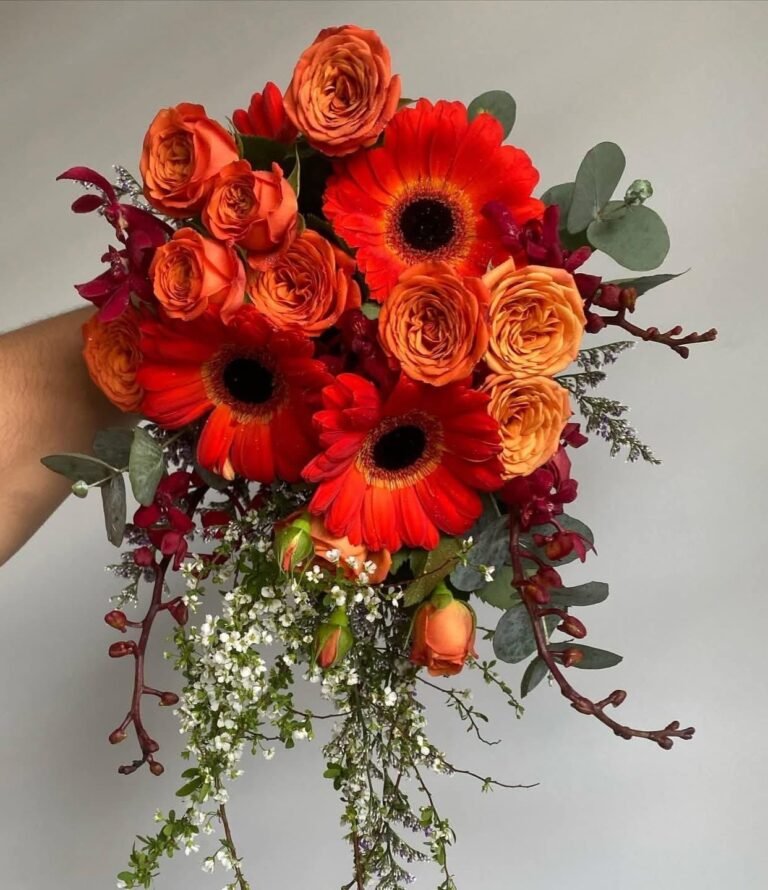 The Red Empress – Elegant Red Flower Bouquet in Qatar