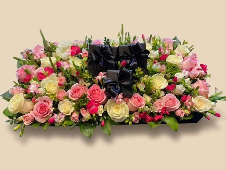 GIFT ARRANGEMENT WITH MIXED FLOWERS